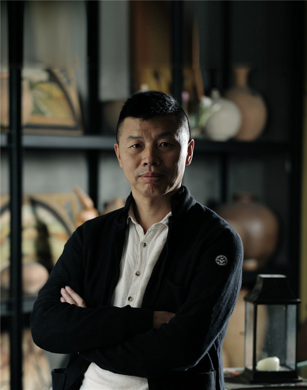 杨佴_副本.jpg